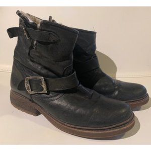 FRYE Women's Valerie Shearling Boot